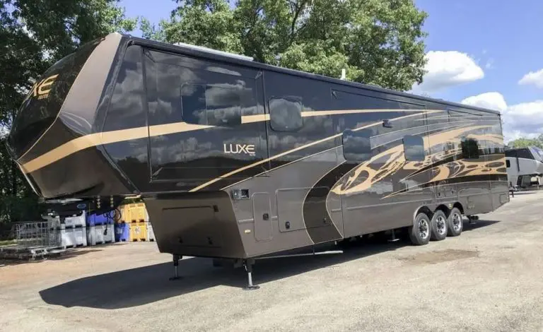 10 Best 5th Wheel Campers (2022 Edition)